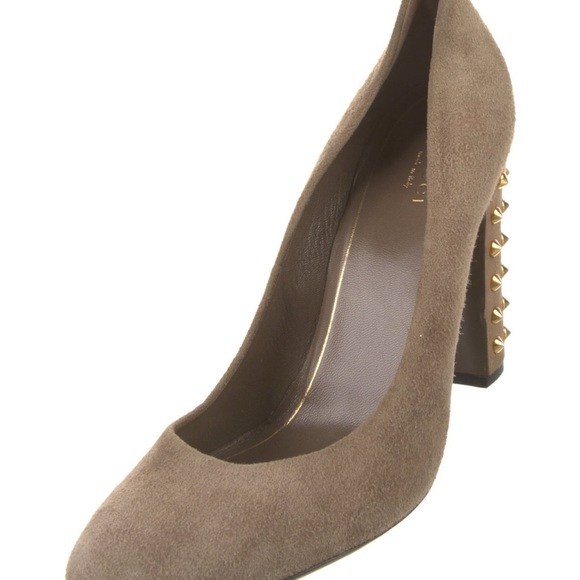 Gucci Suede Tan Block Heel Pumps Gold Studded Accent IT 37.5 - Picture 2 of 6
